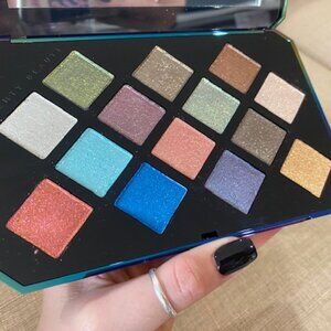 Fenty Beauty Limited Edition Galaxy Palette